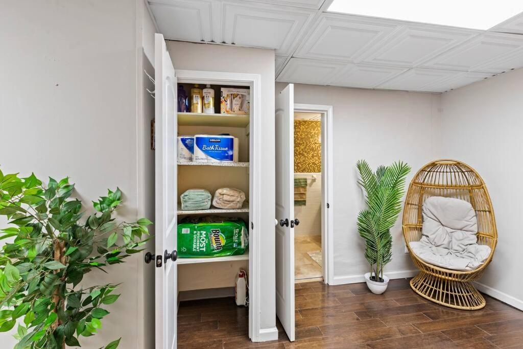 Cozy Buckhead Suite - Great Area, Free Easy Parking, Near Shops And Restaurants แอตแลนตา ภายนอก รูปภาพ